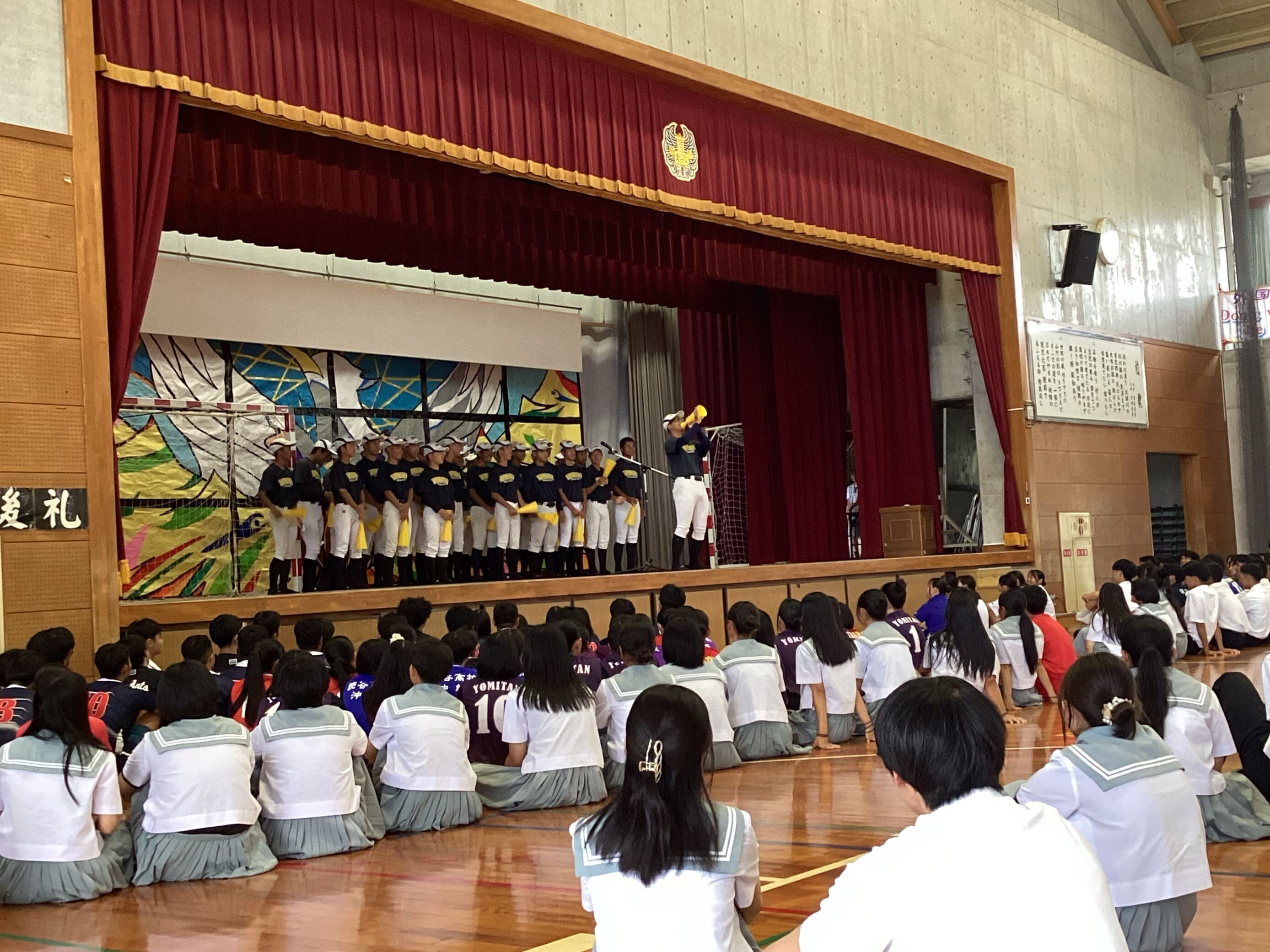 R6sinjingekirei (15).jpg
